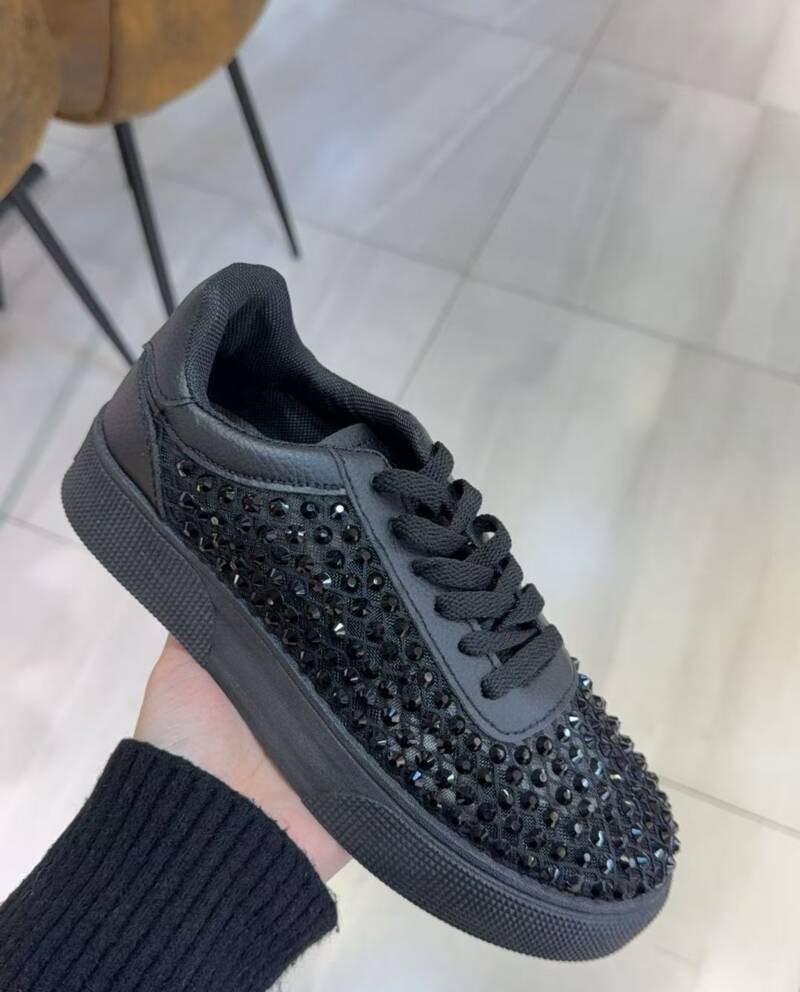 Buty sportowe damskie Roz 36-41 / 12 par